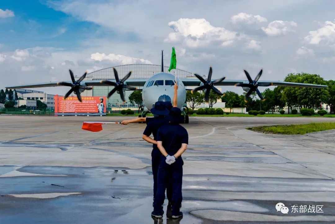 ��սӥ���ƴ�����